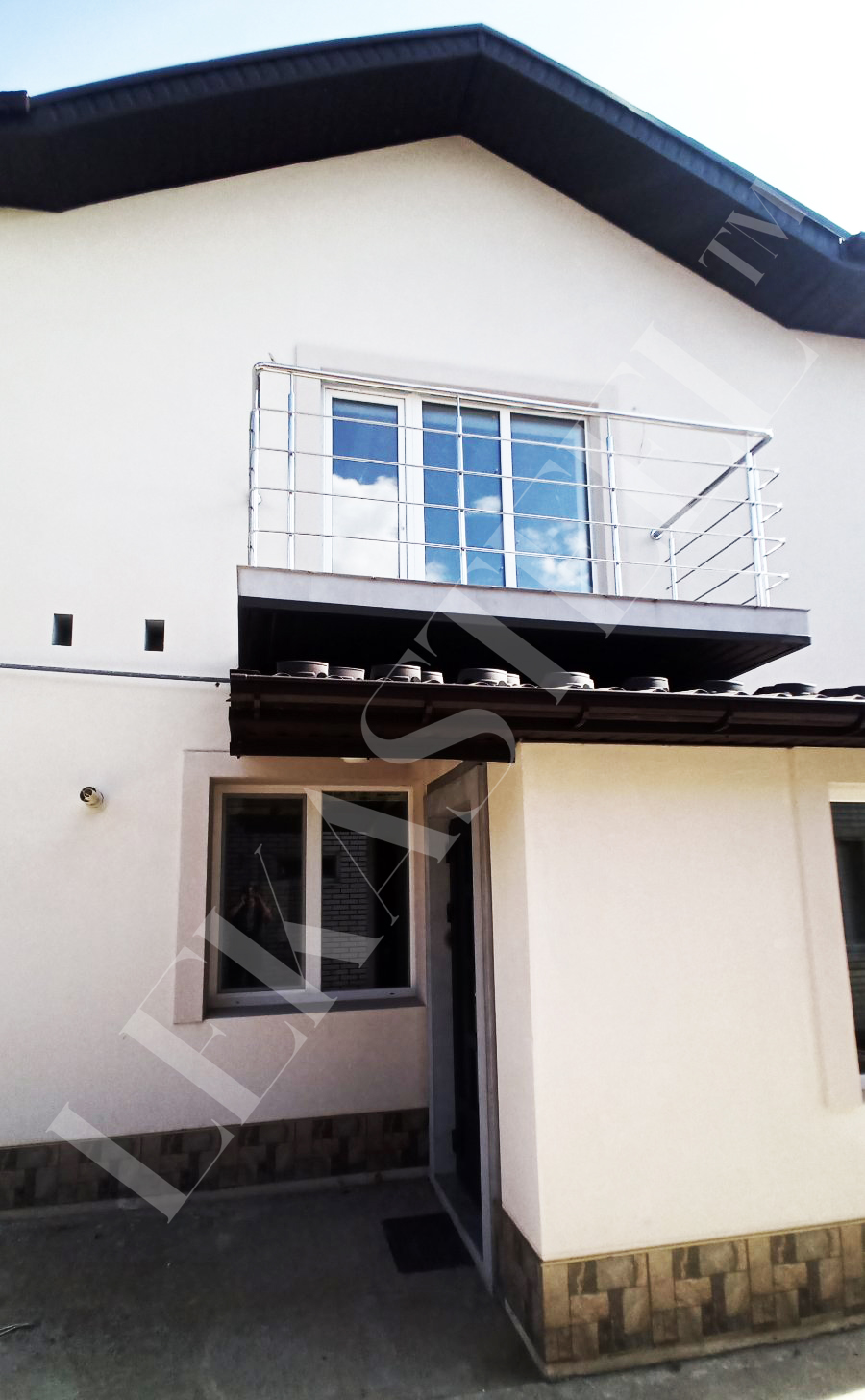 заказать ограждение балкона в частном доме