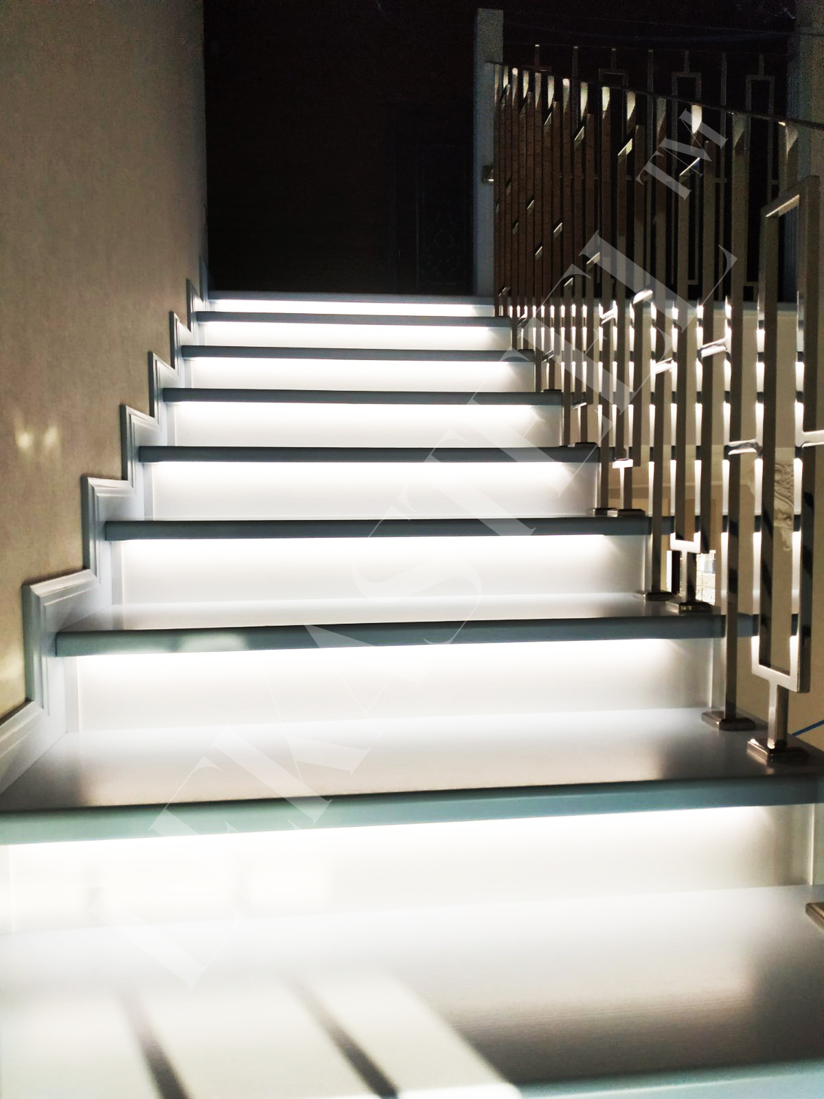 металеві перила на сходи з нержавійки, перила для сходів з нержавіючої сталі, фото 15