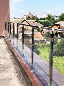 Перила на террасу, ограждение для террас из стекла 64