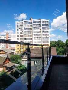 Перила на террасу, ограждение для террас из стекла 67