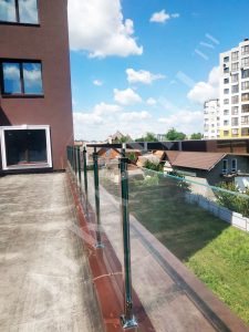 Перила на террасу, ограждение для террас из стекла 55