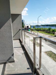 Перила на террасу, ограждение для террас из стекла 59