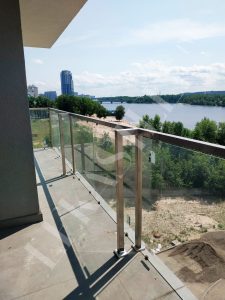 Перила на террасу, ограждение для террас из стекла 61